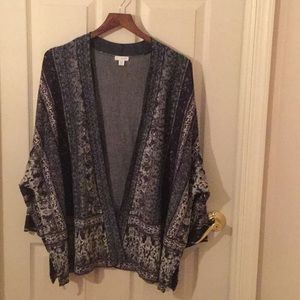 Kimono style sweater- no buttons